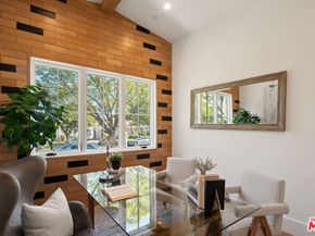 1823 S Shenandoah Street, Los Angeles CA 90035