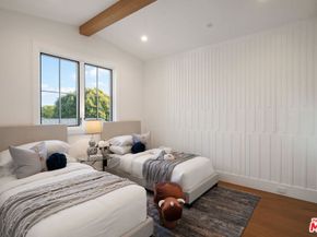 1823 S Shenandoah Street, Los Angeles CA 90035