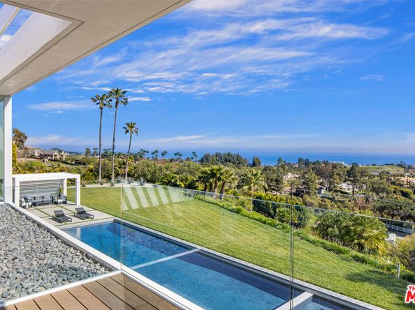 5601 Kanan Dume Road, Malibu CA 90265