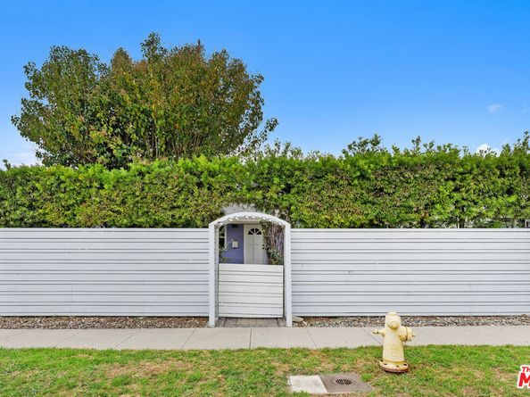 12717 Culver Boulevard, Los Angeles CA 90066