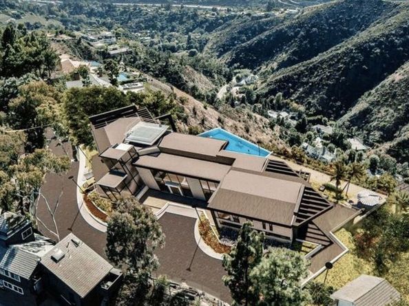 1341 Linda Flora Drive, Los Angeles CA 90049