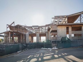 1341 Linda Flora Drive, Los Angeles CA 90049