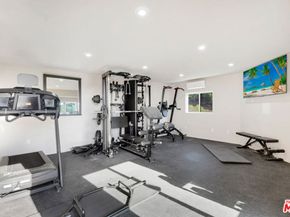 7966 Mulholland Drive, Los Angeles CA 90046