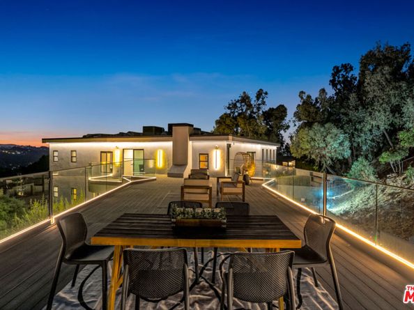 7966 Mulholland Drive, Los Angeles CA 90046