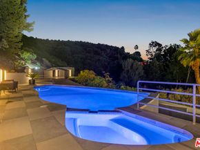 7966 Mulholland Drive, Los Angeles CA 90046