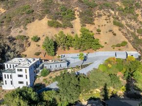 7966 Mulholland Drive, Los Angeles CA 90046