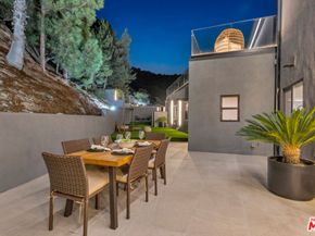 7966 Mulholland Drive, Los Angeles CA 90046