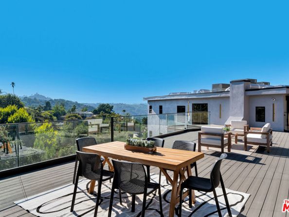 7966 Mulholland Drive, Los Angeles CA 90046