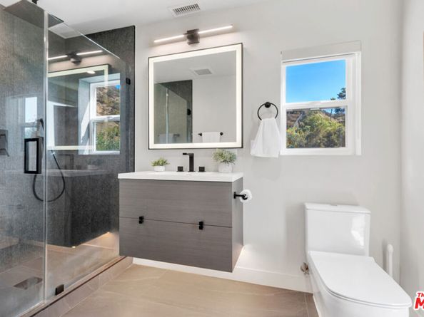 7966 Mulholland Drive, Los Angeles CA 90046