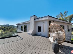 7966 Mulholland Drive, Los Angeles CA 90046