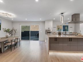 7966 Mulholland Drive, Los Angeles CA 90046