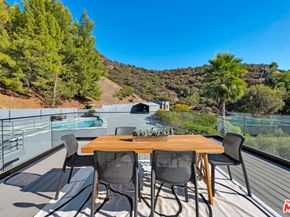7966 Mulholland Drive, Los Angeles CA 90046