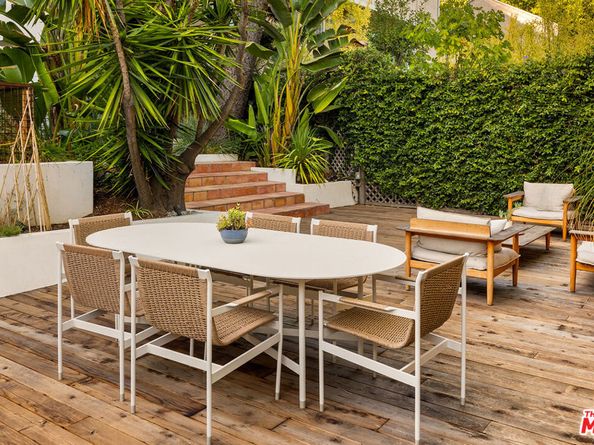 1982 N Normandie Avenue, Los Angeles CA 90027