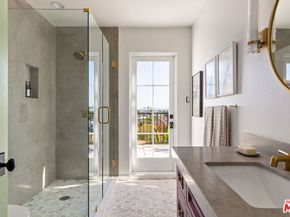 1982 N Normandie Avenue, Los Angeles CA 90027