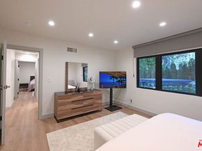 15204 Valley Vista Boulevard, Sherman Oaks CA 91403