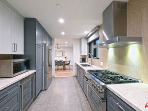 15204 Valley Vista Boulevard, Sherman Oaks CA 91403