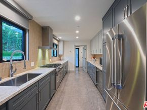 15204 Valley Vista Boulevard, Sherman Oaks CA 91403