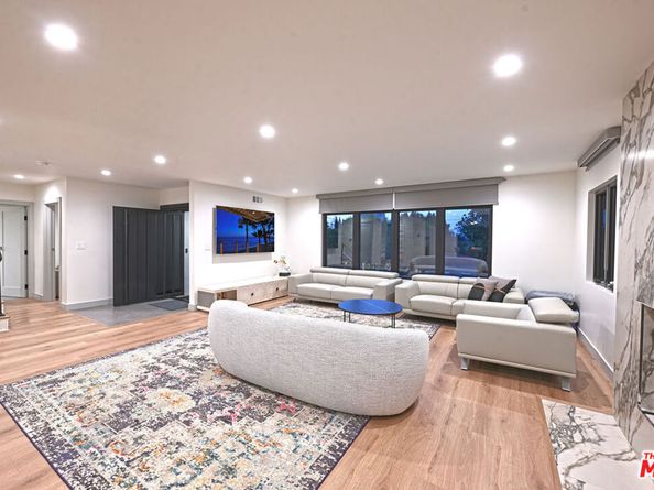15204 Valley Vista Boulevard, Sherman Oaks CA 91403