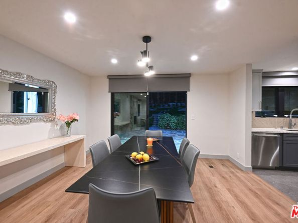 15204 Valley Vista Boulevard, Sherman Oaks CA 91403