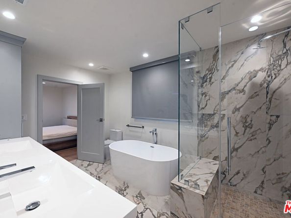 15204 Valley Vista Boulevard, Sherman Oaks CA 91403