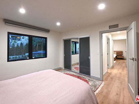 15204 Valley Vista Boulevard, Sherman Oaks CA 91403