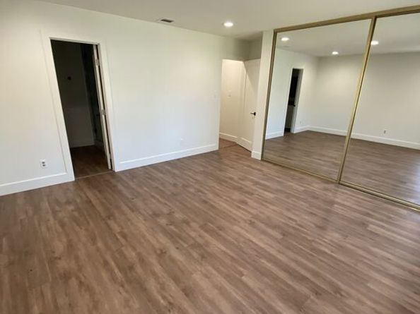 1837 N Brighton Street, Burbank CA 91506