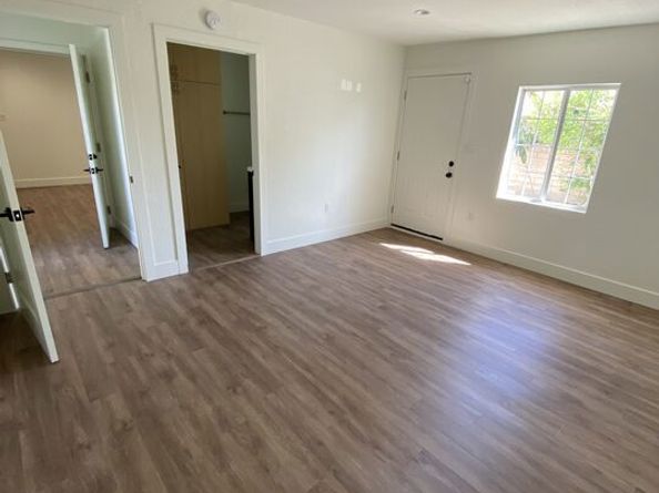 1837 N Brighton Street, Burbank CA 91506