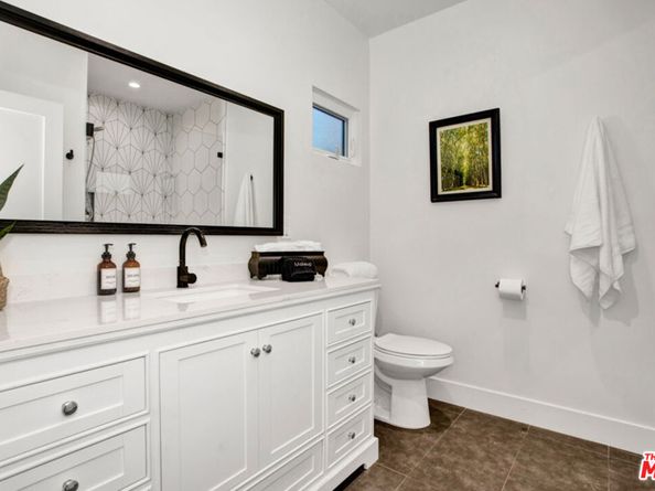 1837 N Brighton Street, Burbank CA 91506