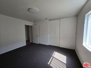 9004 S San Pedro Street, Los Angeles CA 90003