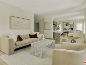 233 S Larchmont Boulevard, Los Angeles CA 90004