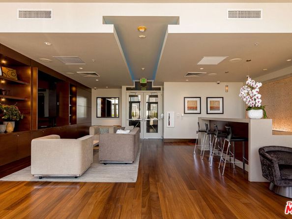 1155 S Grand Avenue 1108, Los Angeles CA 90015
