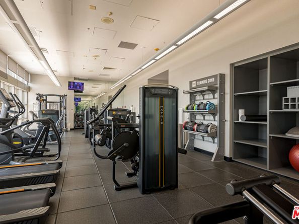 1155 S Grand Avenue 1108, Los Angeles CA 90015