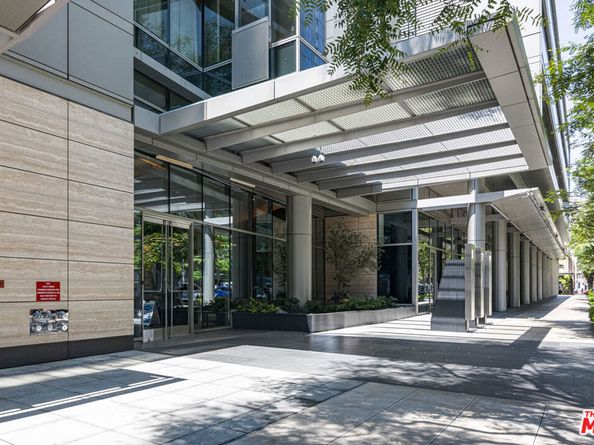 1155 S Grand Avenue 1108, Los Angeles CA 90015