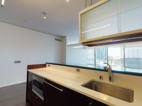 1155 S Grand Avenue 1108, Los Angeles CA 90015