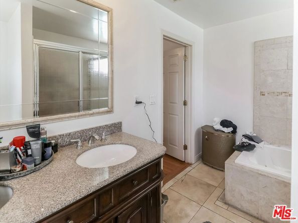 13127 Hartland Street, North Hollywood CA 91605