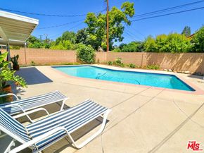 13127 Hartland Street, North Hollywood CA 91605