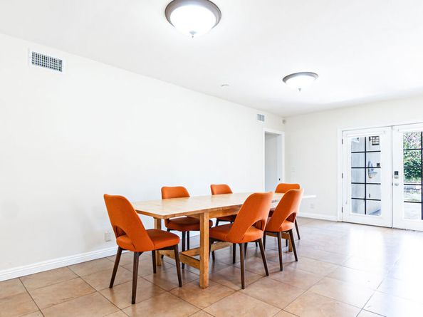 8536 Mcconnell Avenue, Los Angeles CA 90045