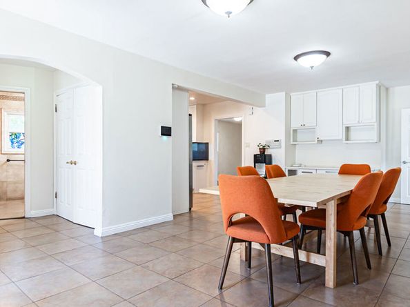 8536 Mcconnell Avenue, Los Angeles CA 90045
