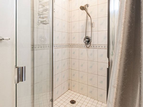 8536 Mcconnell Avenue, Los Angeles CA 90045