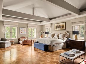 4009 Valley Meadow Road, Encino CA 91436