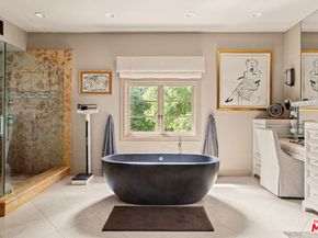 4009 Valley Meadow Road, Encino CA 91436