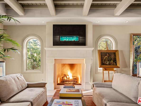 4009 Valley Meadow Road, Encino CA 91436