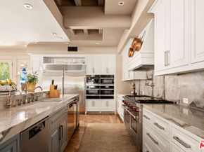 4009 Valley Meadow Road, Encino CA 91436