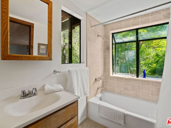 21550 Summit Trail, Topanga CA 90290