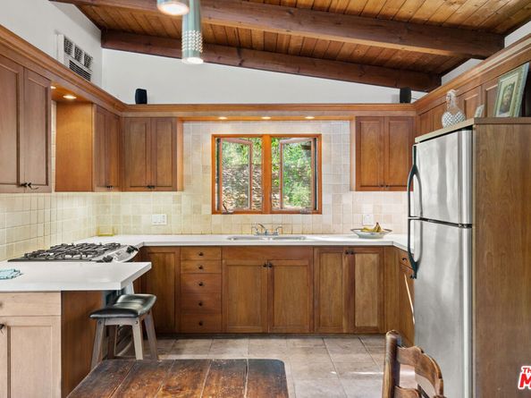 21550 Summit Trail, Topanga CA 90290