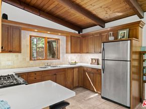 21550 Summit Trail, Topanga CA 90290