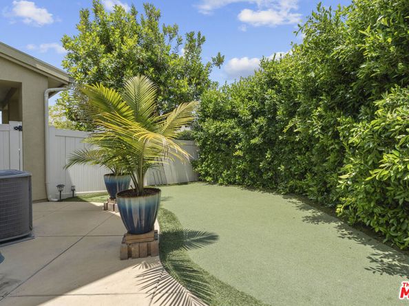 12000 Jackson Square Court, Hawthorne CA 90250