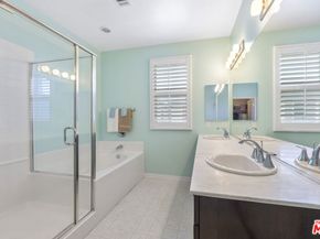 12000 Jackson Square Court, Hawthorne CA 90250
