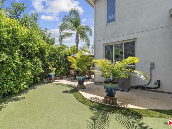 12000 Jackson Square Court, Hawthorne CA 90250