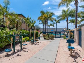 12000 Jackson Square Court, Hawthorne CA 90250
